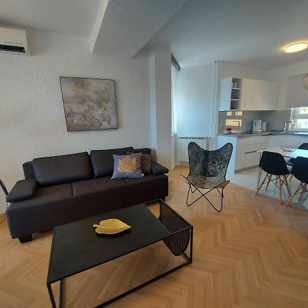 Apartments Fugosic Punat Exterior photo