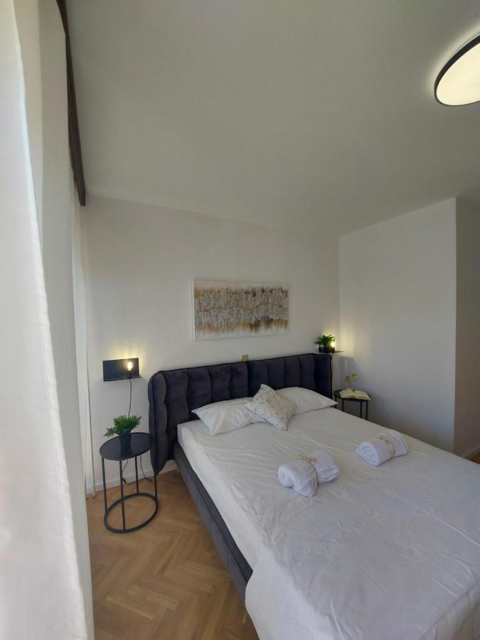 Apartments Fugosic Punat Exterior photo